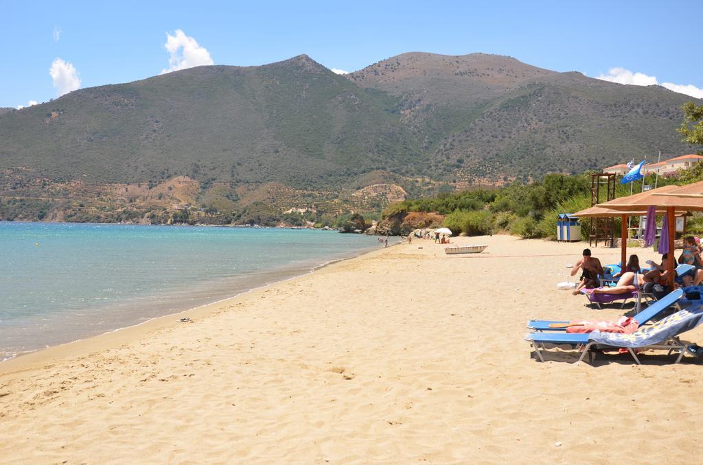 Skoutari Beach Hotel Exterior photo