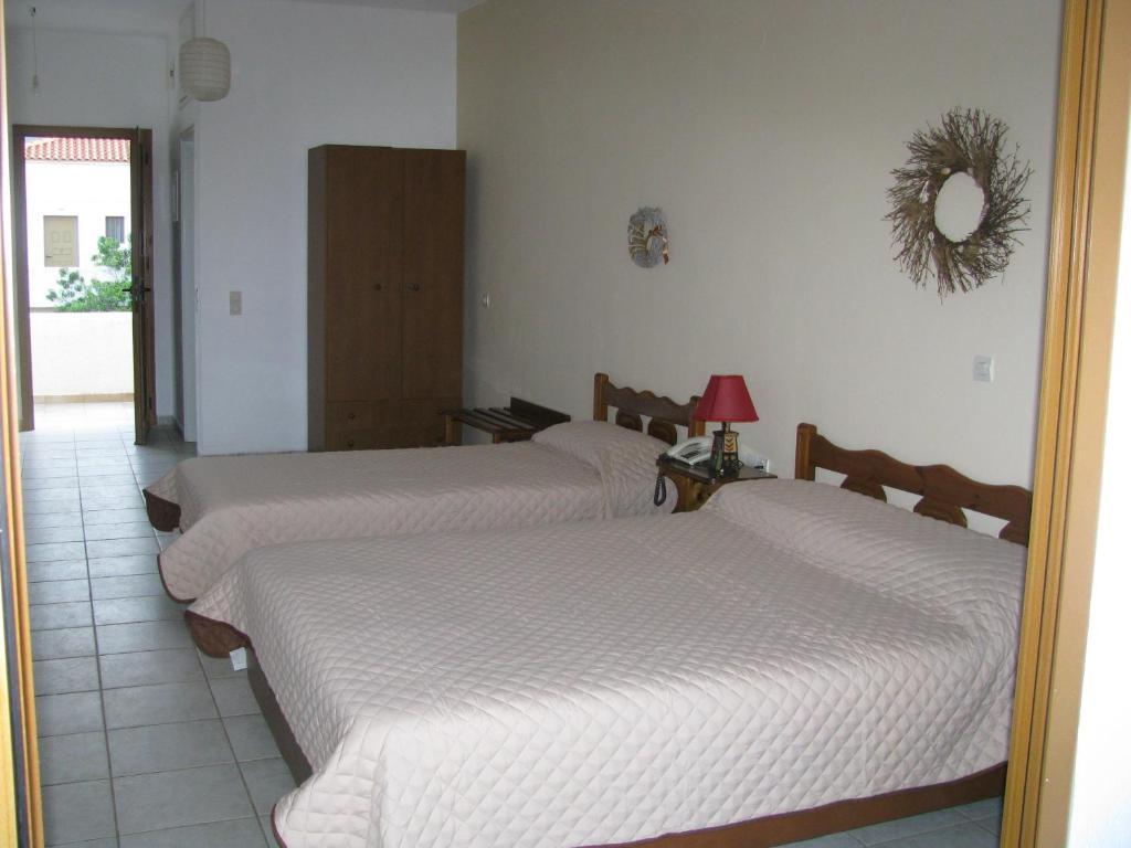 Skoutari Beach Hotel Room photo